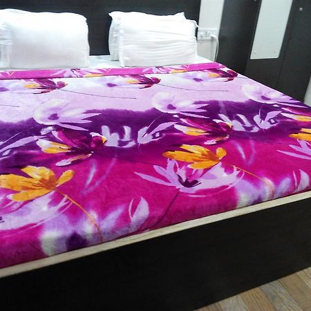 Asian Suites Tulsi Aura 纳威孟买 外观 照片