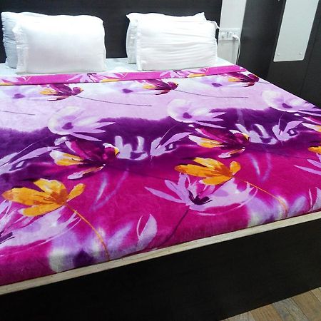 Asian Suites Tulsi Aura 纳威孟买 外观 照片