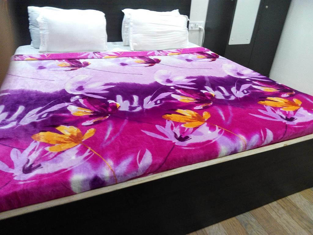 Asian Suites Tulsi Aura 纳威孟买 外观 照片