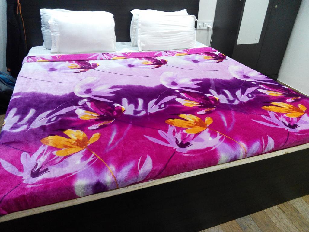 Asian Suites Tulsi Aura 纳威孟买 外观 照片